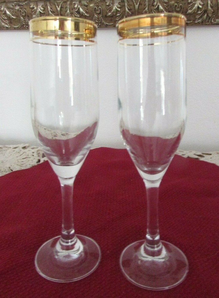 Gold Banded Champagne Flutes Perfect for Wedding/Anniversary #BR-202(pl)