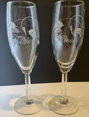 Cala Lily Champagne Wedding Toasting Flutes Bride Groom Etch Set Of 2