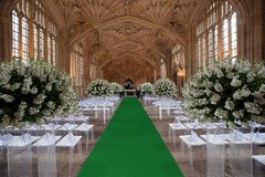 Green Carpet Runner for Party, 2.6X15ft, 130GSM Felt Non-Woven with Double-Si…