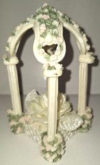 VTG LILLIAN ROSE GARDEN WEDDING PINK ROSES GAZEBO 6″ FIGURINE CAKE TOPPER