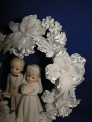 New Orchid Cascade Wedding Cake Top, «Lefton» adorable couple #420