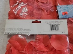NOS Darice Victoria Lynn Rose Petals 100/Pkg Coral 4pks/400
