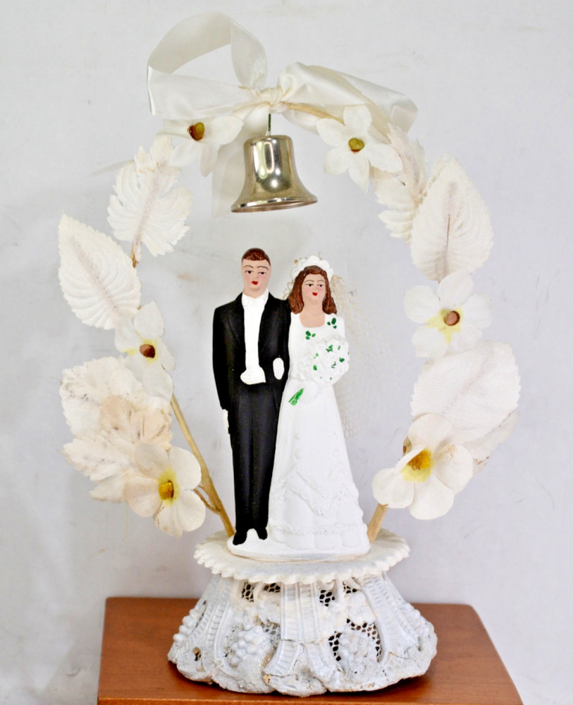 Vintage 1950’s CHALKWARE WEDDING CAKE Topper Arch Brunette Handpainted with Veil