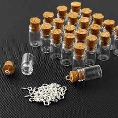 Yungyan 50 Pieces Small Mini Glass Bottles Jars with Cork 0.5ml, Clear