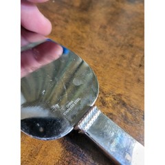 Wedgewood Vera Wang Love Knots Silverplated Wedding Cake Trowel – June 18, 2005