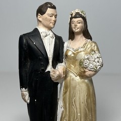 Vintage 1949 Wedding Cake Topper By Novelty Co Marblelike 5 3/8 X 2.5 Inches