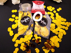 2080 Artificial Cream Flower Petals and 133 Balloons Confetti Event Party Supply