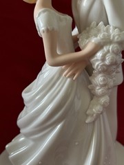 Vintage Lenox Opal Innocence Bride & Groom Wedding Cake Topper Figurine