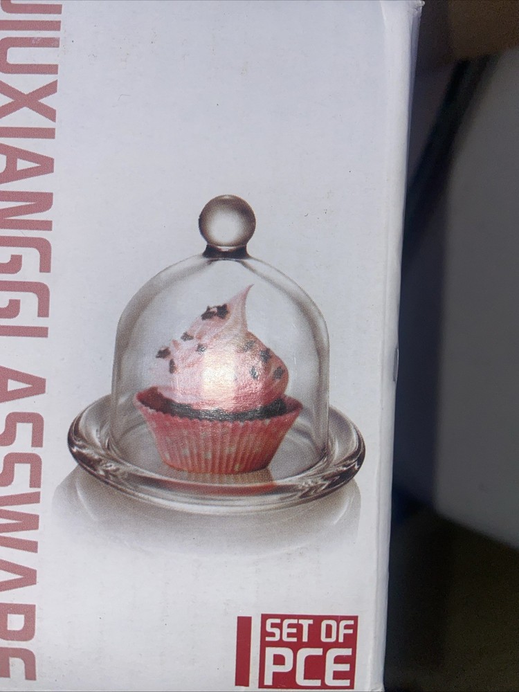 Glass Dessert Dome with Base, Mini Decorative Cake Tray 4x 4 x 3 inches