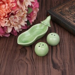 Seasoning Can Two Peas in Ceramic Shaker Wedding Party Gifts Set