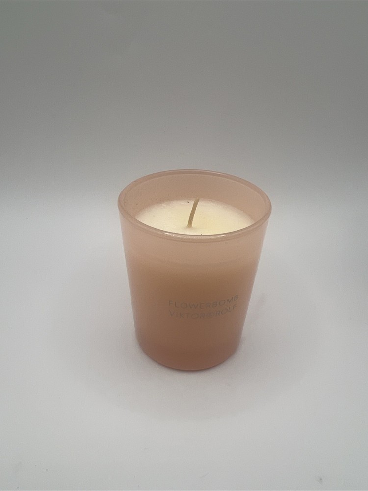 Viktor & Rolf Flower Bomb Elegant scented Pink Candle 2.4 oz New