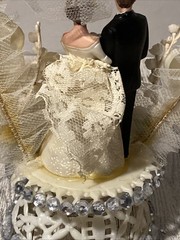Vintage Bride Groom Wedding Topper Cherubs Arch Lace Flowers Stand 1950s 60s