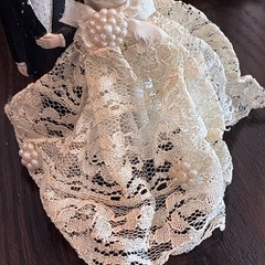 Vintage Bride & Groom Wedding Cake Topper Ceramic 1950s 4″ Lace Dress