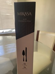MIKASA 2 PIECE DESSERT SET. STAINLESS STEEL.PIE SERVER AND CAKE KNIFE.