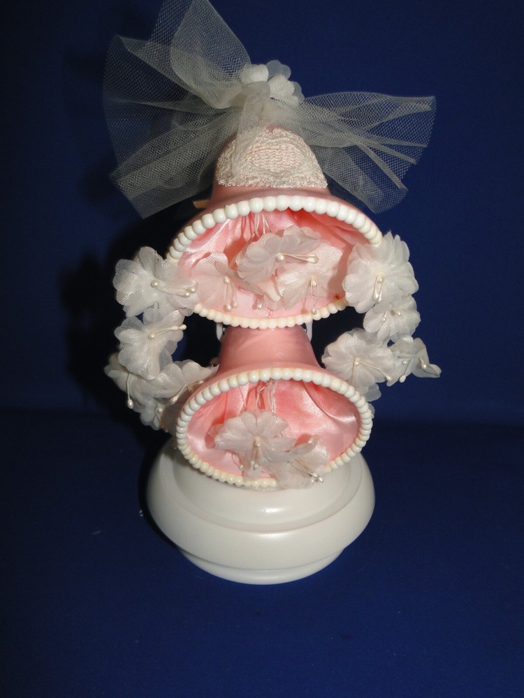New Vintage Wilton «Chapel Bells » Wedding Cake Top, Pink satin bell, 103-2415