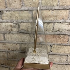 BEVERLY CLARK COLLECTION BOW PEN HOLDER WITH PEN Wedding Bridal Gold And White
