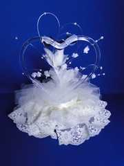 New Elegant Wedding Cake top with Acrylic Heart Background & white rose #150