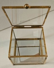 Glass & Brass Ring/Trinket Box 3.5″ x 3.5″ x 2.5″ Hinged Lid Mirrored Bottom