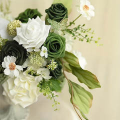 25-Pack Artificial Rose Flowers for Wedding and Engagement, Realistic Foam Roses