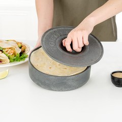 Restaurantware Tortilla Warmer 2 Count 8.5 X 8.5 X 2.3 Inches Plastic Tortilla