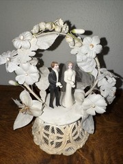 Vintage Wedding Cake Topper Bride Groom Flowers Leaves Lace
