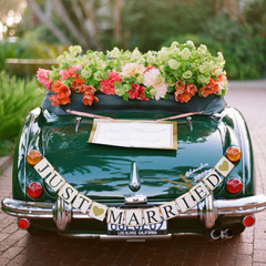 JUST Married Banner Car Decorations, Gold Glitter Just Married Sign Garland for