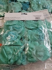 NOS Darice Victoria Lynn Rose Petals 100/Pkg Teal 6 Pkg Lot
