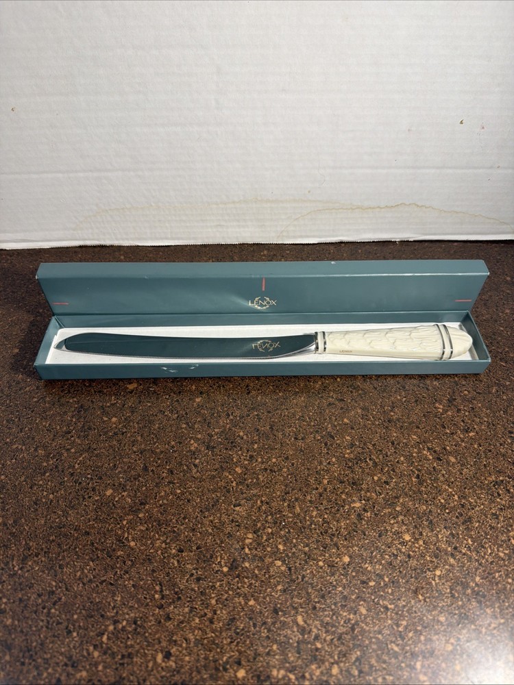 Vintage Lenox Cake Knife Wedding Promises Collection Floral Design Handle Box