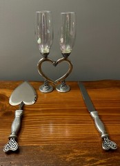 Fellowship Foundry Celtic Knots Hearts Pewter Glasses & Cake Server Wedding Set