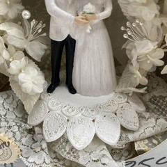 Vintage Wilton MOONLIT SNOW Wedding Cake Top, Black Suit # 114-201