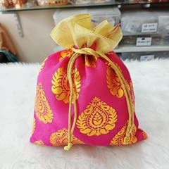 Potli,Batwa,Gota Patti Fabric Potli,Return Gift Potli,Mithai,Bhaji Ladoo Potli