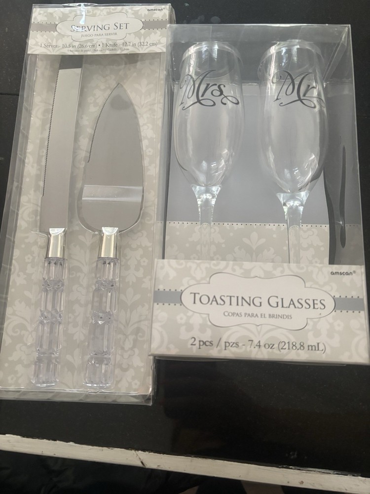 4 Pcs Wedding Cake Knife and Champagne Flutes Server Set For Bride