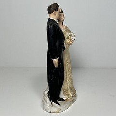 Vintage 1949 Wedding Cake Topper By Novelty Co Marblelike 5 3/8 X 2.5 Inches