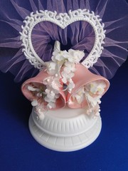 New Vintage Wilton Petite «Bells & Buds Wedding CakeTop, 106-1000