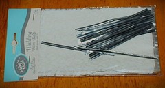 Make ‘N Mold ~ WEDDING FAVOR BAGS 25 CT – Clear/White Swirls, Silver Ties #W5040