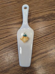 Vintage Decorative Porcelain Cake Server Cutter Holiday Wedding Birthday Etc.