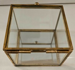 Glass & Brass Ring/Trinket Box 3.5″ x 3.5″ x 2.5″ Hinged Lid Mirrored Bottom