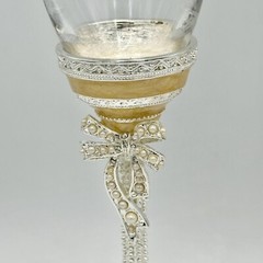 Things Remembered Bride & Groom Wedding Champagne Flute Glasses Set Bows Peals