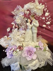 (3pc Set) VTG Y2K Wedding Couple Cake Topper+ Bride & Groom Flutes Porcelain