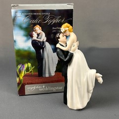 Weddingstar Romance Bridal Couple 9013 Cake Topper White Couple 5.75″ Tall