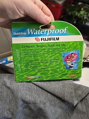 Fujifilm QuickSnap Waterproof Up To 35 Feet 800 35mm Disposable Camera