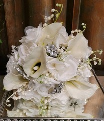 Silk Flower Bridal Bouquet Silvertone Brooch Accents Wedding Bridesmaids