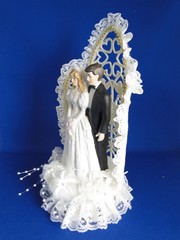 New Vintage Elegant Chapel Window Porcelain Bride & Groom Wedding caketop #392