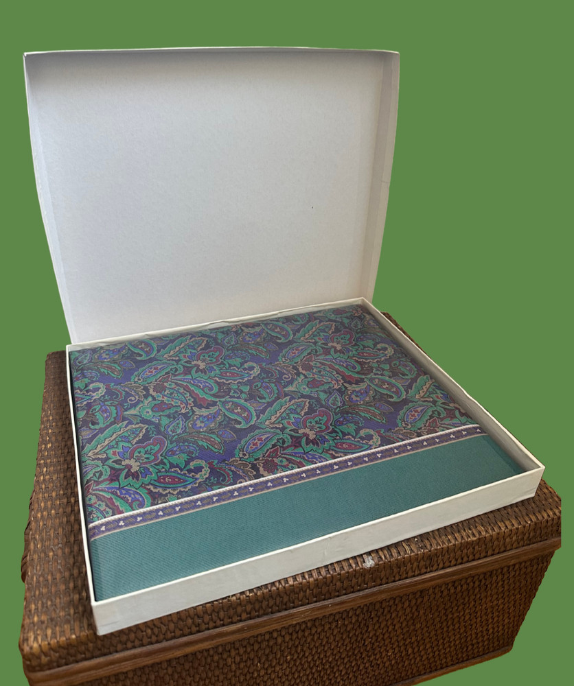 NOS Vintage Hallmark Keepsake Photo Album Paisley 90s Design – SEALED