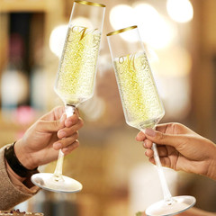 Mr and Mrs Wedding Champagne Flutes with Long Stem,Bride and Groom Toasting Crys