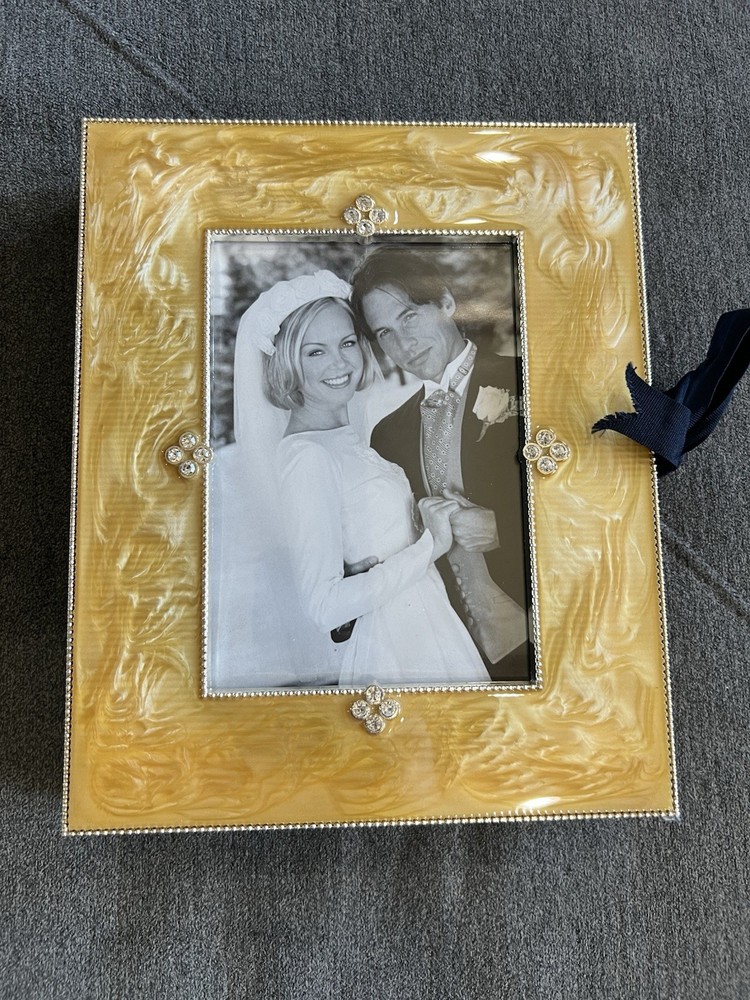 Royal limited wedding album