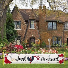 Labakita Large Just Married Banner, 118.2 x 19.7 inches, Black and White