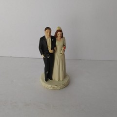 Vintage 1947 Wedding Cake Topper Coast Novelty Mfg Co. Hand Painted Bride &Groom
