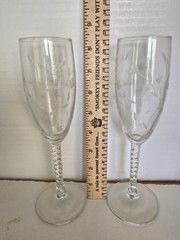Lillian Rose Crystal Toasting Stem Glasses Wedding Champagne Flute Set 8″ Floral