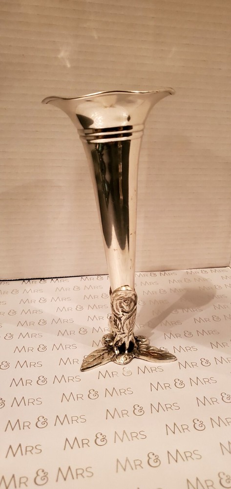 Bridal Bouquet Holder Fluted Rim Nickel Plated with Footed Base Vintage Look